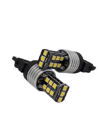 Foco 3157 de 18 LEDs plano luz fija color blanco